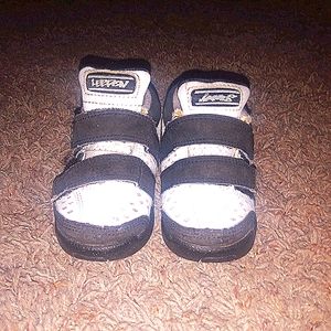 Baby shoes